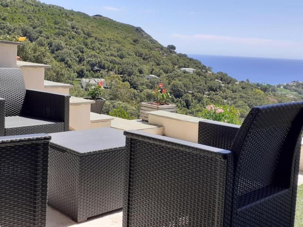Cap Corse Uribellinu 1, Petit Dejeuner Partine Luaran gambar