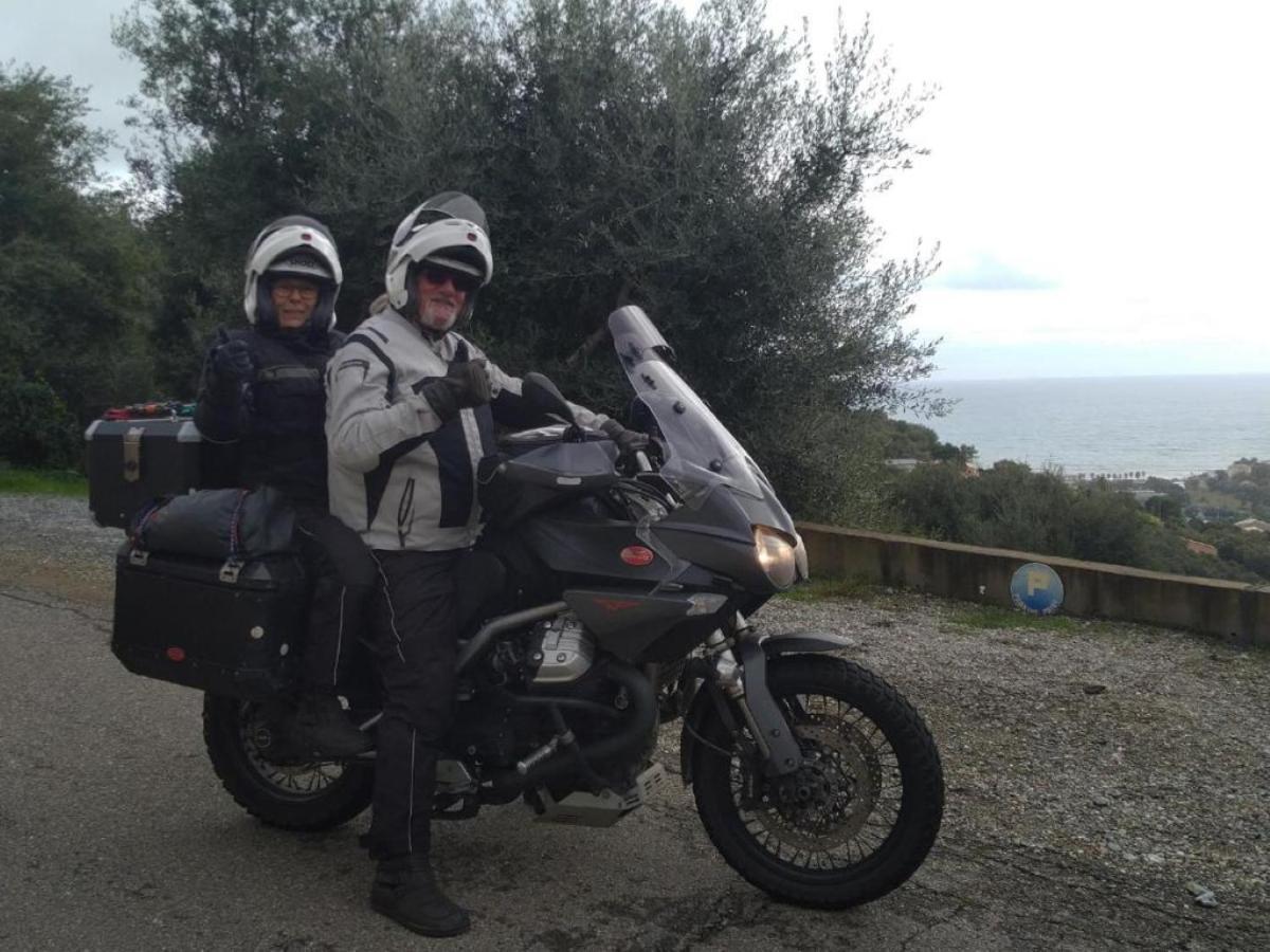 Cap Corse Uribellinu 1, Petit Dejeuner Partine Luaran gambar